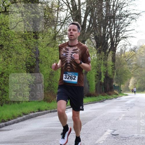 12.04.2026 - 45. Internationalen Wilhelmsburger Insellauf Yannick Fuchs http://msf.ph/oto/9476046 12.04.2026 10:09:49 Laufen 3262, 8 meine-sportfotos.de