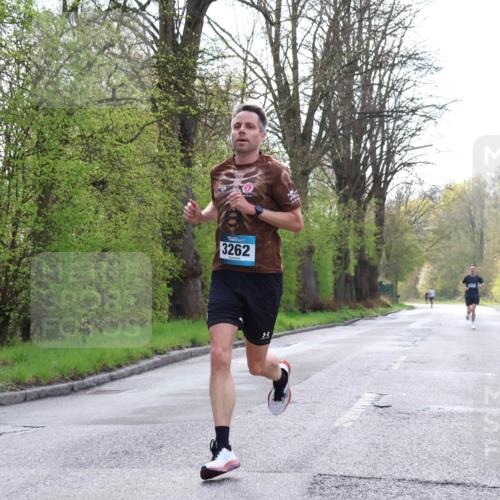 12.04.2026 - 45. Internationalen Wilhelmsburger Insellauf Yannick Fuchs http://msf.ph/oto/9476049 12.04.2026 10:09:49 Laufen 3262, 8 meine-sportfotos.de