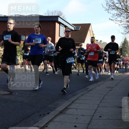 12.04.2026 - 45. Internationalen Wilhelmsburger Insellauf Yannick Fuchs http://msf.ph/oto/9476065 12.04.2026 09:02:43 Laufen 292, 2868, 2867, 3464, 2492, 2415, 4520, 2513, 3202, 2539 meine-sportfotos.de