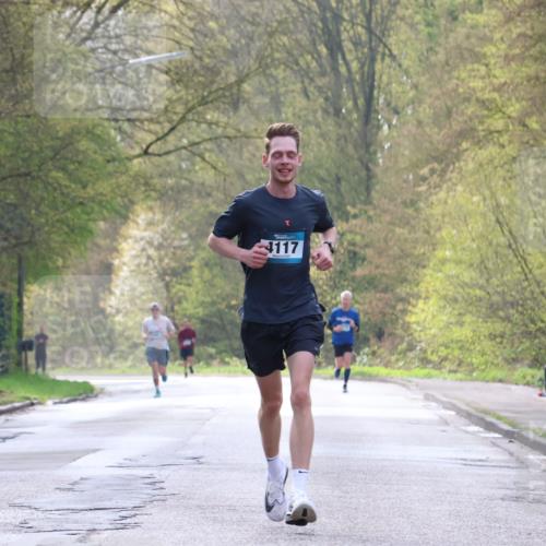 12.04.2026 - 45. Internationalen Wilhelmsburger Insellauf Yannick Fuchs http://msf.ph/oto/9476072 12.04.2026 10:09:51 Laufen 4117 meine-sportfotos.de