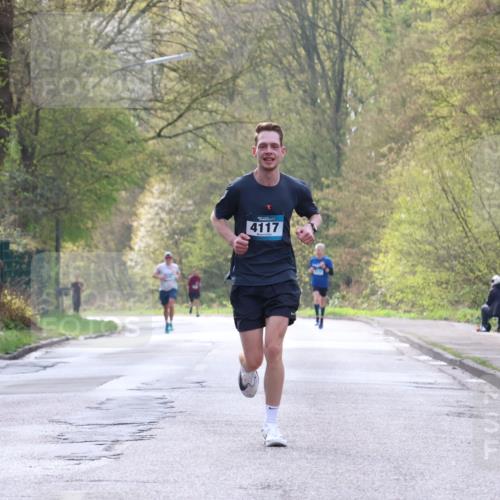 12.04.2026 - 45. Internationalen Wilhelmsburger Insellauf Yannick Fuchs http://msf.ph/oto/9476075 12.04.2026 10:09:52 Laufen  meine-sportfotos.de