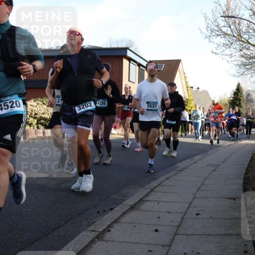 12.04.2026 - 45. Internationalen Wilhelmsburger Insellauf Yannick Fuchs http://msf.ph/oto/9476105 12.04.2026 09:02:47 Laufen 4520, 21, 3202, 4326, 2108, 5537, 4200 meine-sportfotos.de