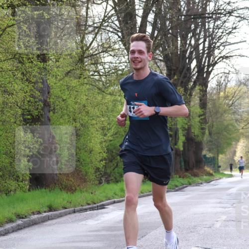 12.04.2026 - 45. Internationalen Wilhelmsburger Insellauf Yannick Fuchs http://msf.ph/oto/9476119 12.04.2026 10:09:55 Laufen 41 meine-sportfotos.de