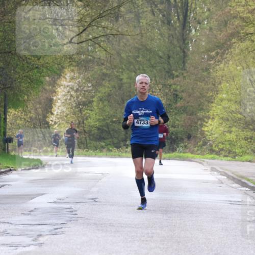 12.04.2026 - 45. Internationalen Wilhelmsburger Insellauf Yannick Fuchs http://msf.ph/oto/9476136 12.04.2026 10:10:05 Laufen 456, 2017, 4733 meine-sportfotos.de