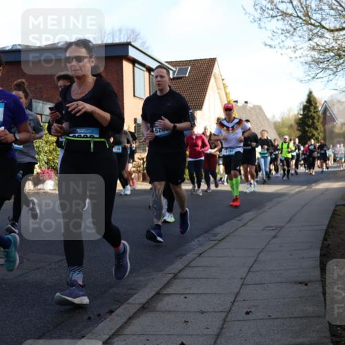 12.04.2026 - 45. Internationalen Wilhelmsburger Insellauf Yannick Fuchs http://msf.ph/oto/9476173 12.04.2026 09:02:54 Laufen 2498, 2601, 520, 4191 meine-sportfotos.de