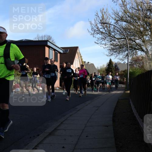 12.04.2026 - 45. Internationalen Wilhelmsburger Insellauf Yannick Fuchs http://msf.ph/oto/9476276 12.04.2026 09:03:03 Laufen 232, 2336, 2452, 2489, 2435 meine-sportfotos.de