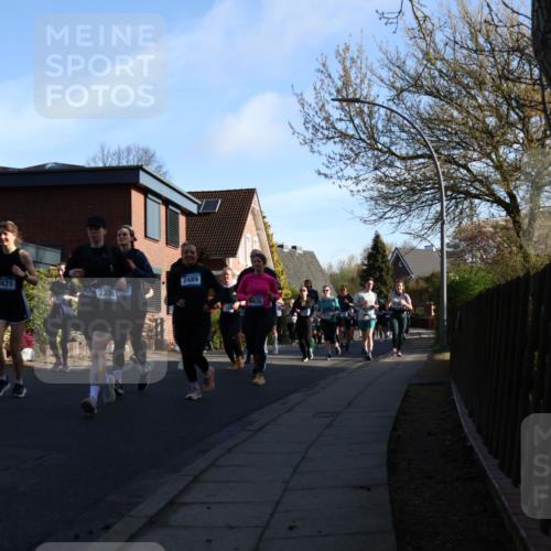 12.04.2026 - 45. Internationalen Wilhelmsburger Insellauf Yannick Fuchs http://msf.ph/oto/9476284 12.04.2026 09:03:04 Laufen 913, 4232, 3671, 2489, 435 meine-sportfotos.de
