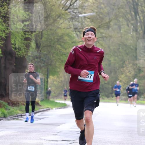 12.04.2026 - 45. Internationalen Wilhelmsburger Insellauf Yannick Fuchs http://msf.ph/oto/9476285 12.04.2026 10:10:23 Laufen 4605, 57 meine-sportfotos.de