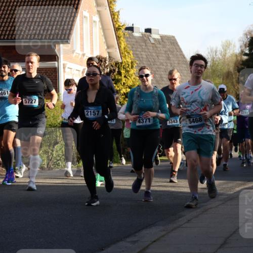 12.04.2026 - 45. Internationalen Wilhelmsburger Insellauf Yannick Fuchs http://msf.ph/oto/9476301 12.04.2026 09:03:06 Laufen 461, 5727, 2157, 161, 4371, 3343, 5468, 3092, 5773, 93 meine-sportfotos.de