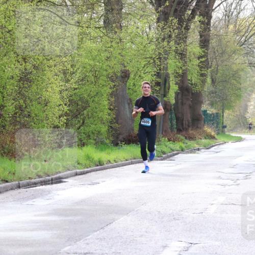 12.04.2026 - 45. Internationalen Wilhelmsburger Insellauf Yannick Fuchs http://msf.ph/oto/9476333 12.04.2026 10:10:28 Laufen 4605 meine-sportfotos.de