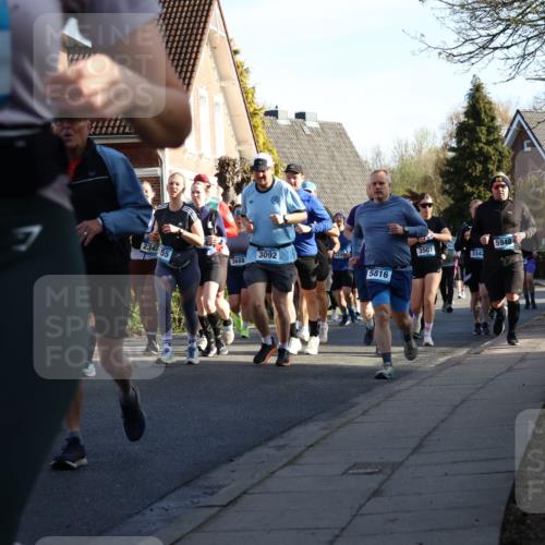 12.04.2026 - 45. Internationalen Wilhelmsburger Insellauf Yannick Fuchs http://msf.ph/oto/9476336 12.04.2026 09:03:09 Laufen 5703, 2342155, 3092, 3688, 5816, 3507, 3342, 5948 meine-sportfotos.de
