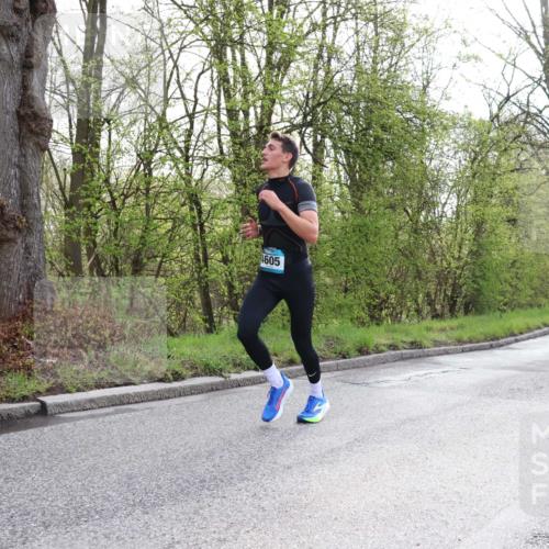 12.04.2026 - 45. Internationalen Wilhelmsburger Insellauf Yannick Fuchs http://msf.ph/oto/9476384 12.04.2026 10:10:33 Laufen 4605 meine-sportfotos.de