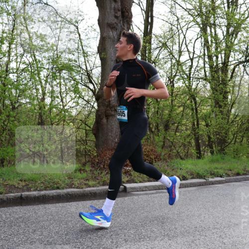 12.04.2026 - 45. Internationalen Wilhelmsburger Insellauf Yannick Fuchs http://msf.ph/oto/9476392 12.04.2026 10:10:34 Laufen 605 meine-sportfotos.de
