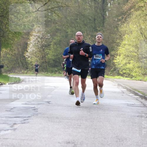 12.04.2026 - 45. Internationalen Wilhelmsburger Insellauf Yannick Fuchs http://msf.ph/oto/9476414 12.04.2026 10:10:37 Laufen 5652 meine-sportfotos.de