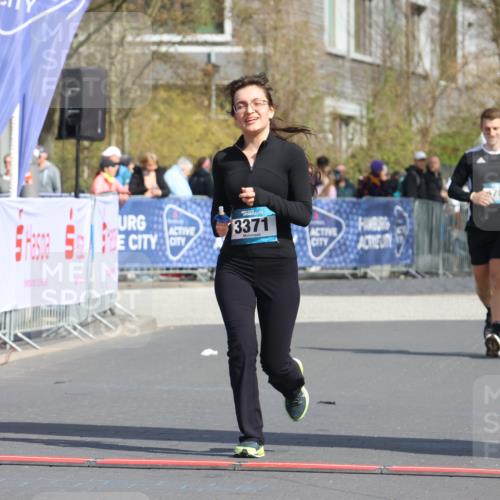 12.04.2026 - 45. Internationalen Wilhelmsburger Insellauf Strokosch-Dieckow http://msf.ph/oto/9476417 12.04.2026 11:35:15 Ziel 3371 meine-sportfotos.de