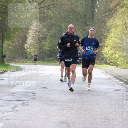 12.04.2026 - 45. Internationalen Wilhelmsburger Insellauf Yannick Fuchs http://msf.ph/oto/9476418 12.04.2026 10:10:37 Laufen 3045, 5652 meine-sportfotos.de