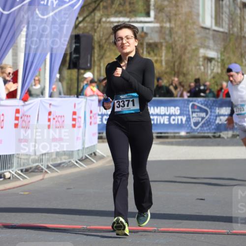 12.04.2026 - 45. Internationalen Wilhelmsburger Insellauf Strokosch-Dieckow http://msf.ph/oto/9476463 12.04.2026 11:35:16 Ziel 3371, 2703 meine-sportfotos.de