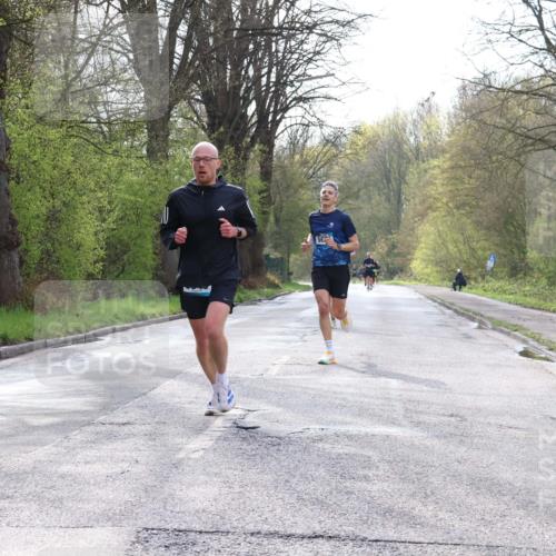 12.04.2026 - 45. Internationalen Wilhelmsburger Insellauf Yannick Fuchs http://msf.ph/oto/9476480 12.04.2026 10:10:43 Laufen 56 meine-sportfotos.de