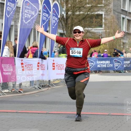 12.04.2026 - 45. Internationalen Wilhelmsburger Insellauf Strokosch-Dieckow http://msf.ph/oto/9476534 12.04.2026 13:31:29 Ziel 5546 meine-sportfotos.de