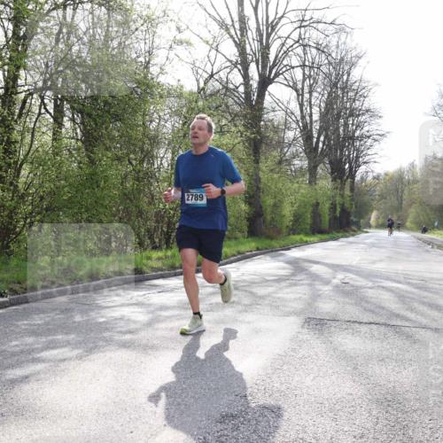 12.04.2026 - 45. Internationalen Wilhelmsburger Insellauf Yannick Fuchs http://msf.ph/oto/9476555 12.04.2026 10:10:48 Laufen 2789 meine-sportfotos.de