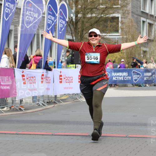 12.04.2026 - 45. Internationalen Wilhelmsburger Insellauf Strokosch-Dieckow http://msf.ph/oto/9476563 12.04.2026 13:31:29 Ziel 5546 meine-sportfotos.de