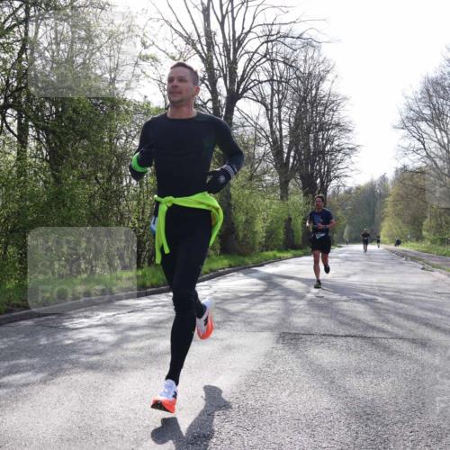 12.04.2026 - 45. Internationalen Wilhelmsburger Insellauf Yannick Fuchs http://msf.ph/oto/9476617 12.04.2026 10:11:02 Laufen  meine-sportfotos.de