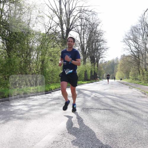 12.04.2026 - 45. Internationalen Wilhelmsburger Insellauf Yannick Fuchs http://msf.ph/oto/9476637 12.04.2026 10:11:04 Laufen 2023, 3285 meine-sportfotos.de