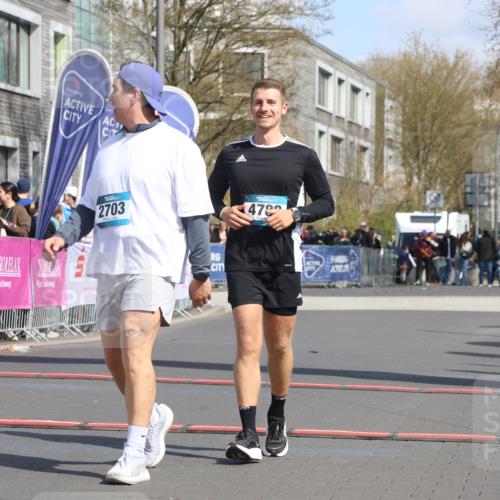 12.04.2026 - 45. Internationalen Wilhelmsburger Insellauf Strokosch-Dieckow http://msf.ph/oto/9476642 12.04.2026 11:35:23 Ziel 2703, 4788 meine-sportfotos.de