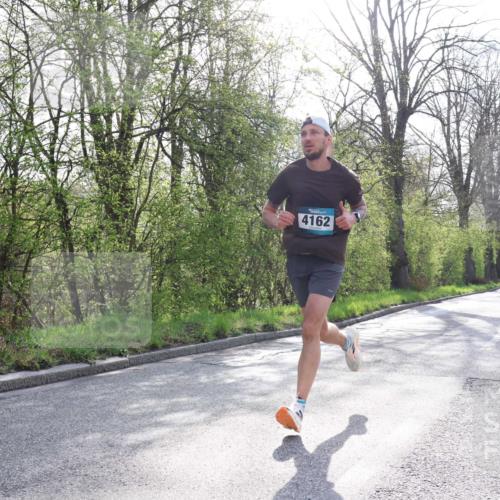 12.04.2026 - 45. Internationalen Wilhelmsburger Insellauf Yannick Fuchs http://msf.ph/oto/9476711 12.04.2026 10:11:10 Laufen 4162 meine-sportfotos.de