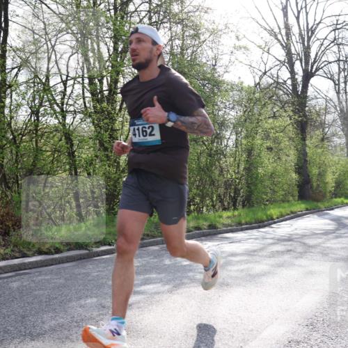 12.04.2026 - 45. Internationalen Wilhelmsburger Insellauf Yannick Fuchs http://msf.ph/oto/9476715 12.04.2026 10:11:11 Laufen 4162 meine-sportfotos.de