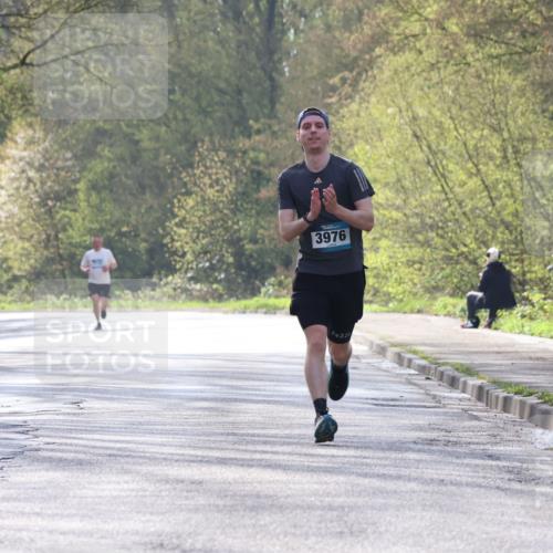 12.04.2026 - 45. Internationalen Wilhelmsburger Insellauf Yannick Fuchs http://msf.ph/oto/9476726 12.04.2026 10:11:12 Laufen 3976, 41, 22 meine-sportfotos.de