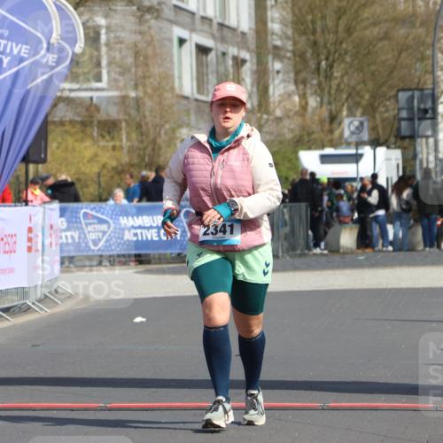 12.04.2026 - 45. Internationalen Wilhelmsburger Insellauf Strokosch-Dieckow http://msf.ph/oto/9476730 12.04.2026 11:35:55 Ziel 2341 meine-sportfotos.de