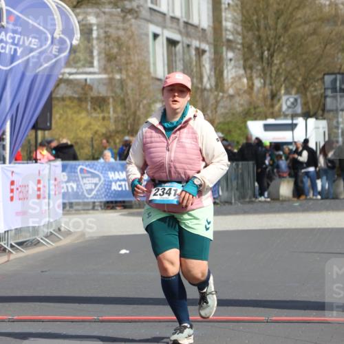 12.04.2026 - 45. Internationalen Wilhelmsburger Insellauf Strokosch-Dieckow http://msf.ph/oto/9476772 12.04.2026 11:35:55 Ziel 2341 meine-sportfotos.de