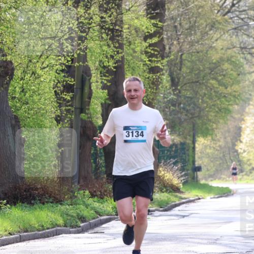 12.04.2026 - 45. Internationalen Wilhelmsburger Insellauf Yannick Fuchs http://msf.ph/oto/9476826 12.04.2026 10:11:32 Laufen 3134 meine-sportfotos.de