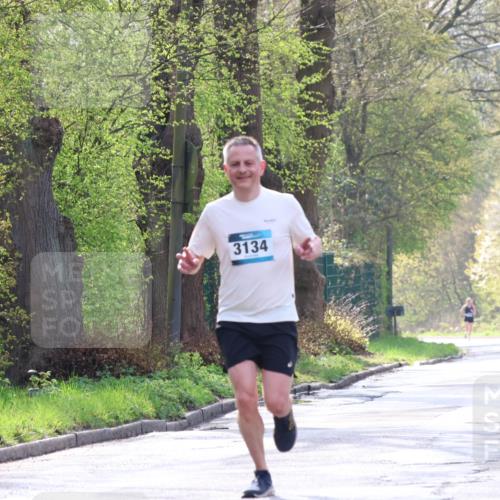 12.04.2026 - 45. Internationalen Wilhelmsburger Insellauf Yannick Fuchs http://msf.ph/oto/9476831 12.04.2026 10:11:32 Laufen 3134 meine-sportfotos.de