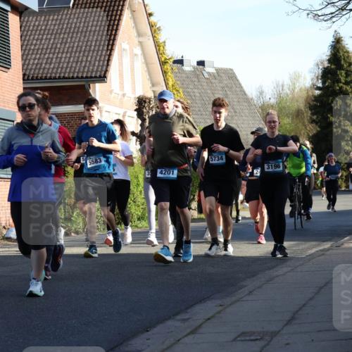 12.04.2026 - 45. Internationalen Wilhelmsburger Insellauf Yannick Fuchs http://msf.ph/oto/9476837 12.04.2026 09:04:04 Laufen 96, 5583, 5734, 3196, 35, 4201 meine-sportfotos.de