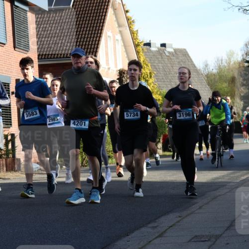 12.04.2026 - 45. Internationalen Wilhelmsburger Insellauf Yannick Fuchs http://msf.ph/oto/9476860 12.04.2026 09:04:05 Laufen 5583, 2985, 5734, 4201, 3196, 523 meine-sportfotos.de