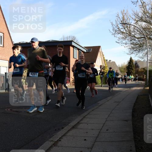 12.04.2026 - 45. Internationalen Wilhelmsburger Insellauf Yannick Fuchs http://msf.ph/oto/9476875 12.04.2026 09:04:08 Laufen 5583, 4201, 5734, 3196, 24 meine-sportfotos.de