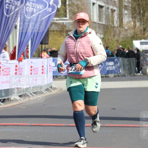 12.04.2026 - 45. Internationalen Wilhelmsburger Insellauf Strokosch-Dieckow http://msf.ph/oto/9476883 12.04.2026 11:35:56 Ziel 2341 meine-sportfotos.de
