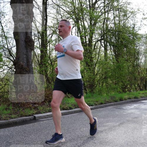 12.04.2026 - 45. Internationalen Wilhelmsburger Insellauf Yannick Fuchs http://msf.ph/oto/9476904 12.04.2026 10:11:37 Laufen  meine-sportfotos.de