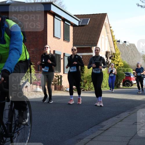 12.04.2026 - 45. Internationalen Wilhelmsburger Insellauf Yannick Fuchs http://msf.ph/oto/9476917 12.04.2026 09:04:12 Laufen 524, 2523, 2907, 5531, 1471 meine-sportfotos.de