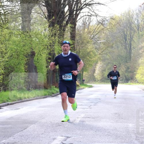 12.04.2026 - 45. Internationalen Wilhelmsburger Insellauf Yannick Fuchs http://msf.ph/oto/9476974 12.04.2026 10:11:48 Laufen 2212, 3208 meine-sportfotos.de