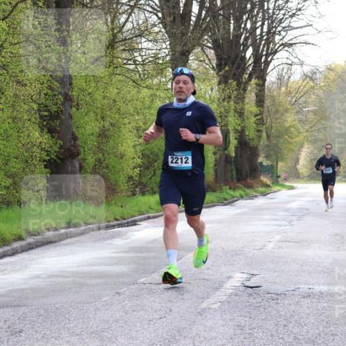 12.04.2026 - 45. Internationalen Wilhelmsburger Insellauf Yannick Fuchs http://msf.ph/oto/9476989 12.04.2026 10:11:49 Laufen 2212 meine-sportfotos.de