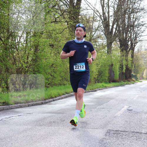 12.04.2026 - 45. Internationalen Wilhelmsburger Insellauf Yannick Fuchs http://msf.ph/oto/9477003 12.04.2026 10:11:50 Laufen 2212 meine-sportfotos.de