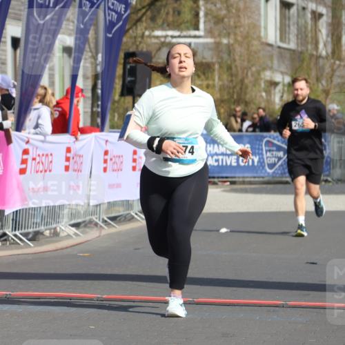 12.04.2026 - 45. Internationalen Wilhelmsburger Insellauf Strokosch-Dieckow http://msf.ph/oto/9477015 12.04.2026 11:36:35 Ziel 4174 meine-sportfotos.de