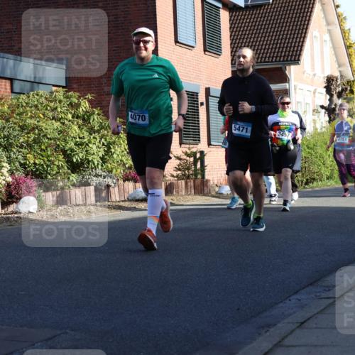 12.04.2026 - 45. Internationalen Wilhelmsburger Insellauf Yannick Fuchs http://msf.ph/oto/9477038 12.04.2026 09:04:24 Laufen 4070, 5471, 3457, 3273, 4151, 2471 meine-sportfotos.de