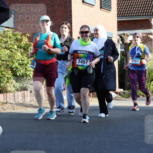 12.04.2026 - 45. Internationalen Wilhelmsburger Insellauf Yannick Fuchs http://msf.ph/oto/9477058 12.04.2026 09:04:26 Laufen 471, 28, 3457, 4151, 3273 meine-sportfotos.de