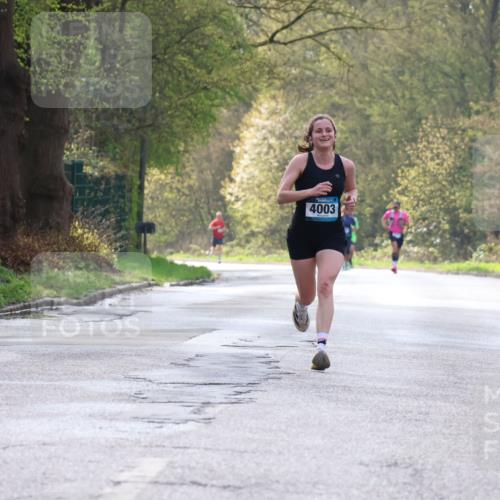 12.04.2026 - 45. Internationalen Wilhelmsburger Insellauf Yannick Fuchs http://msf.ph/oto/9477079 12.04.2026 10:12:06 Laufen 4003 meine-sportfotos.de