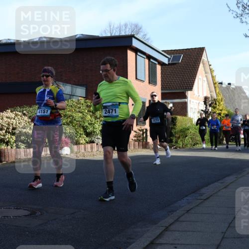12.04.2026 - 45. Internationalen Wilhelmsburger Insellauf Yannick Fuchs http://msf.ph/oto/9477107 12.04.2026 09:04:30 Laufen 4151, 2471, 2471, 3273 meine-sportfotos.de