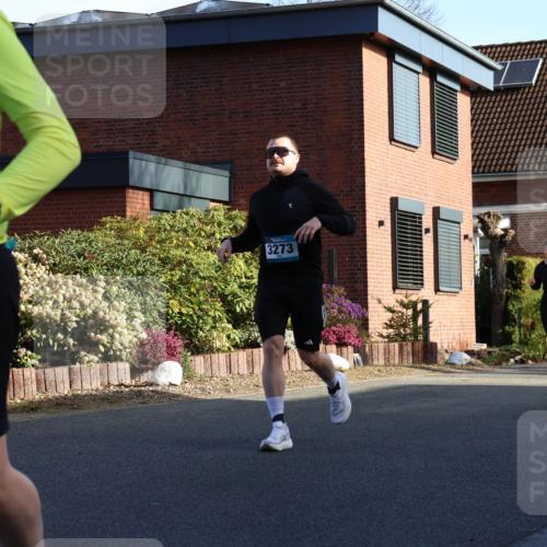 12.04.2026 - 45. Internationalen Wilhelmsburger Insellauf Yannick Fuchs http://msf.ph/oto/9477128 12.04.2026 09:04:31 Laufen 2471, 471, 3273, 4685, 3253, 468 meine-sportfotos.de